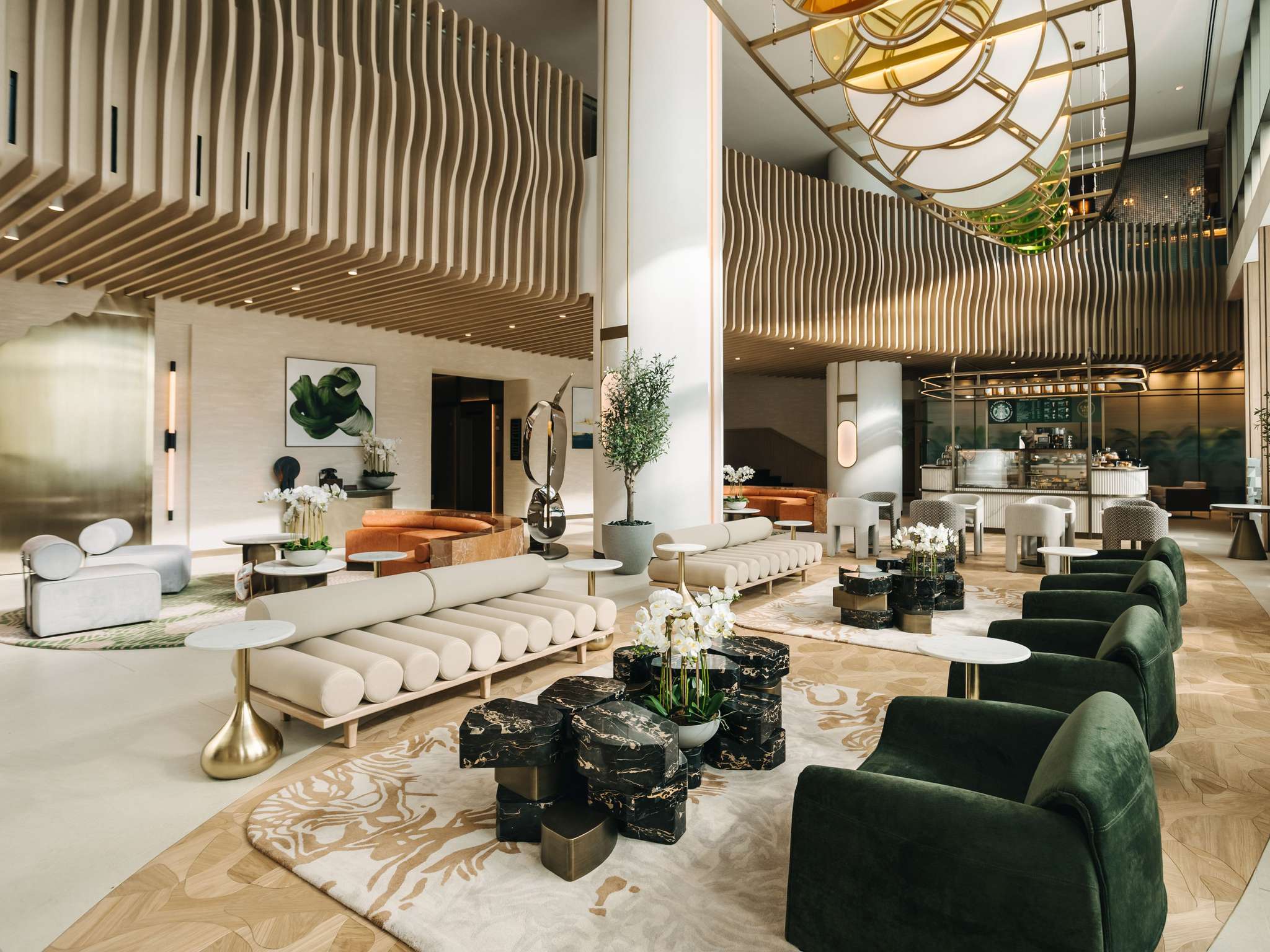 Pullman Dubai Jumeirah Lakes Towers