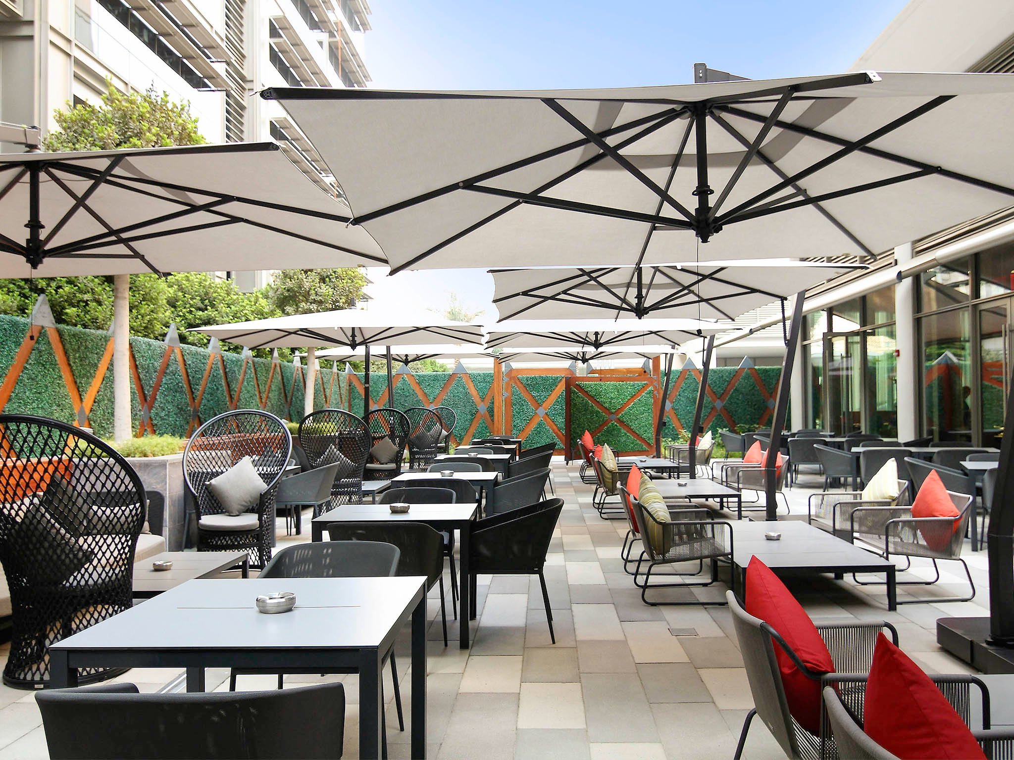Ibis One Central