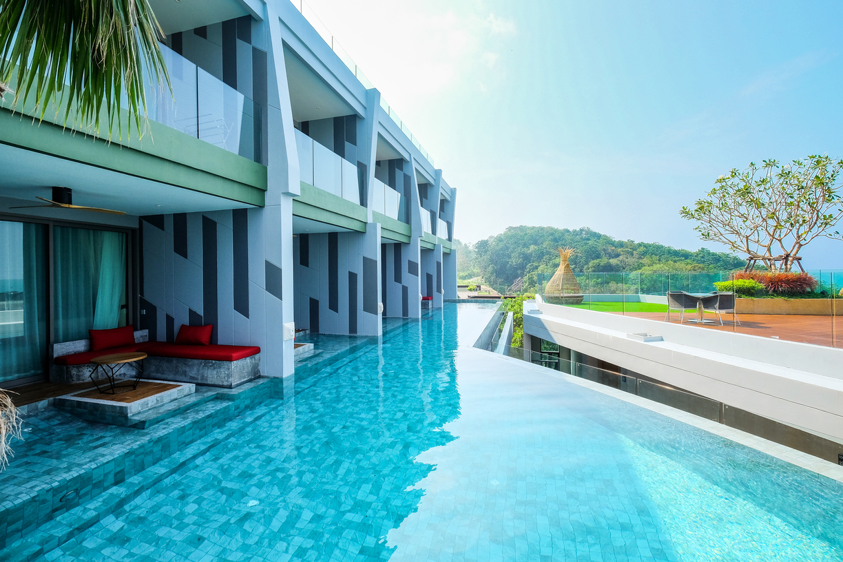 Crest Resort & Pool Villas — Patong Beach, Phuket Province
