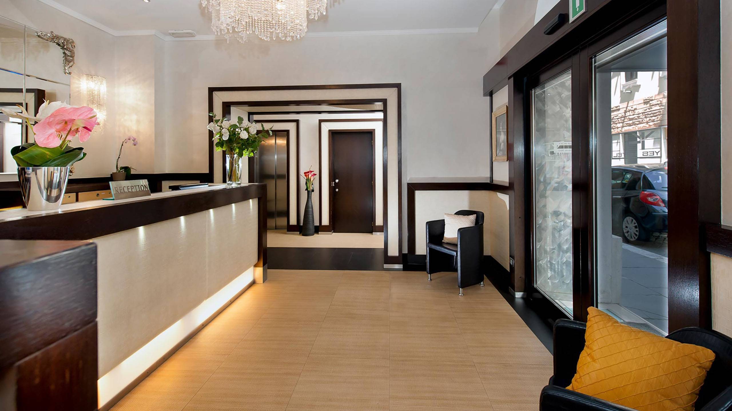 Yes Hotel