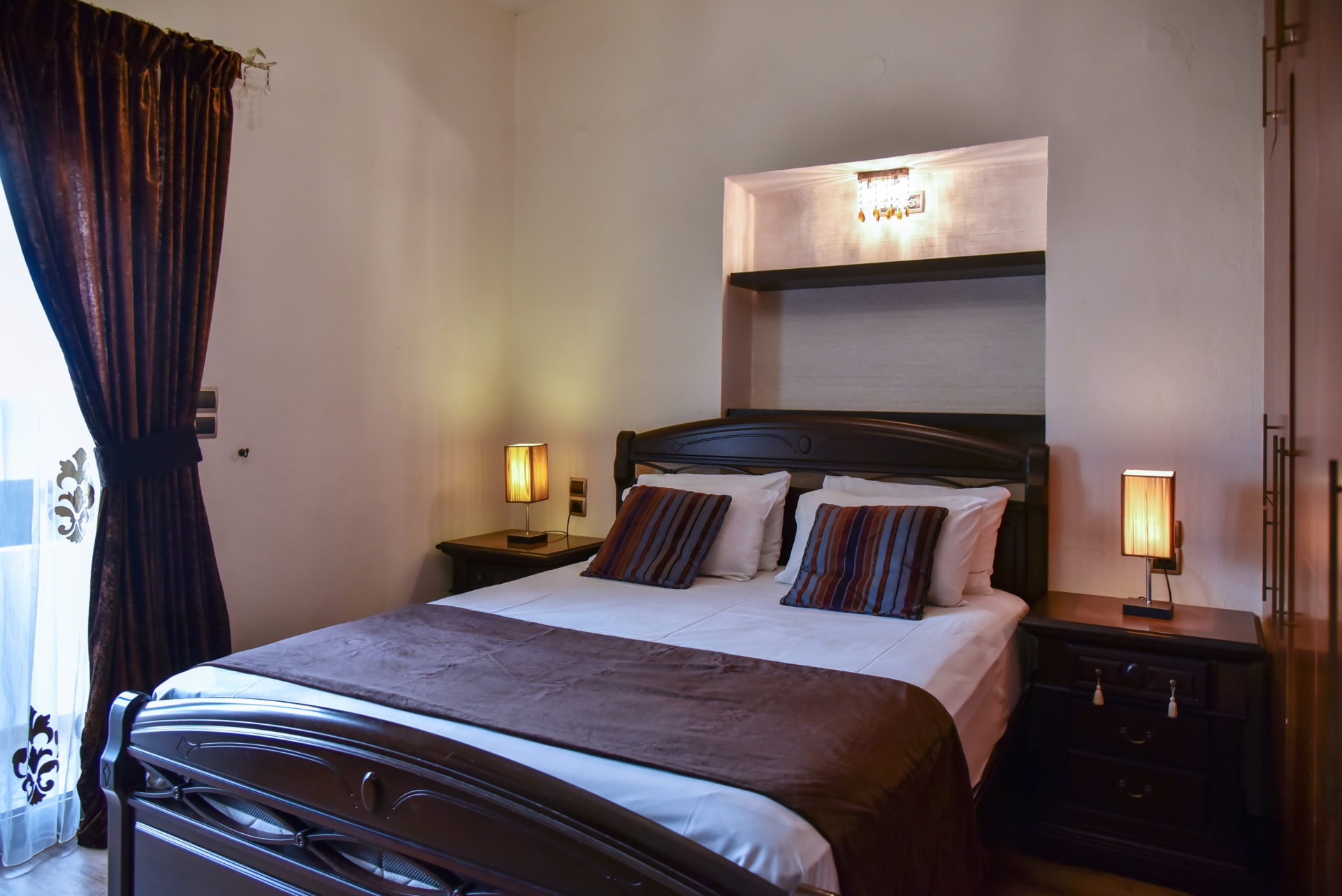Iraklis Apartments