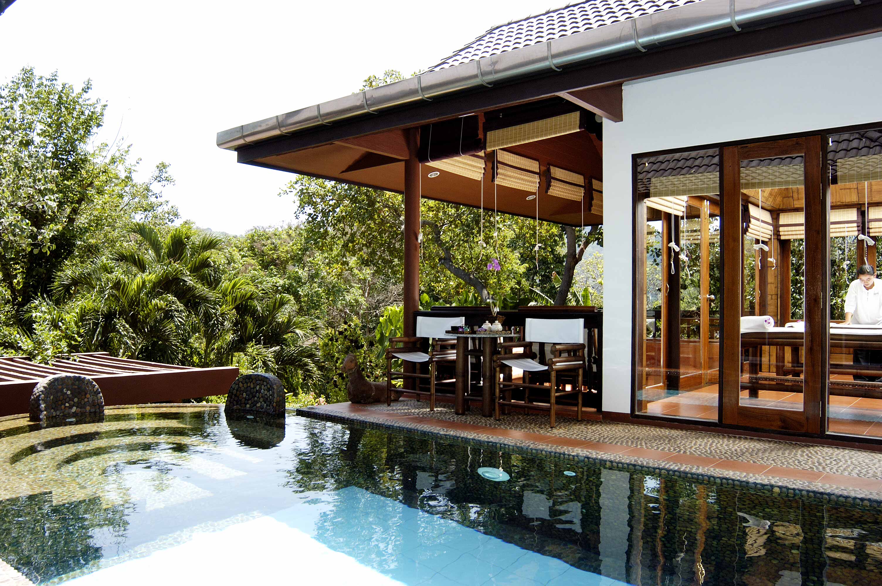 Mom Tri's Villa Royale — Karon, Phuket Province