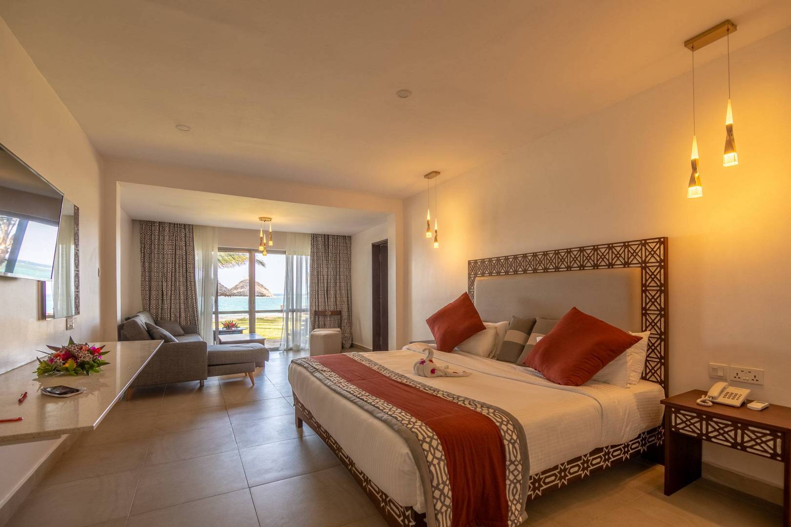 Southern Palms Beach Resort Hotel