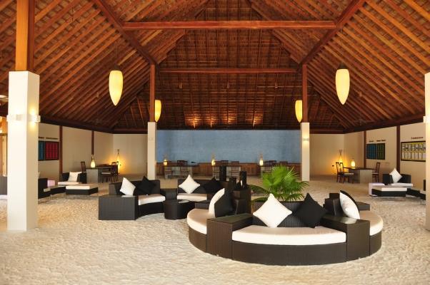 Vilamendhoo Island Resort Hotel
