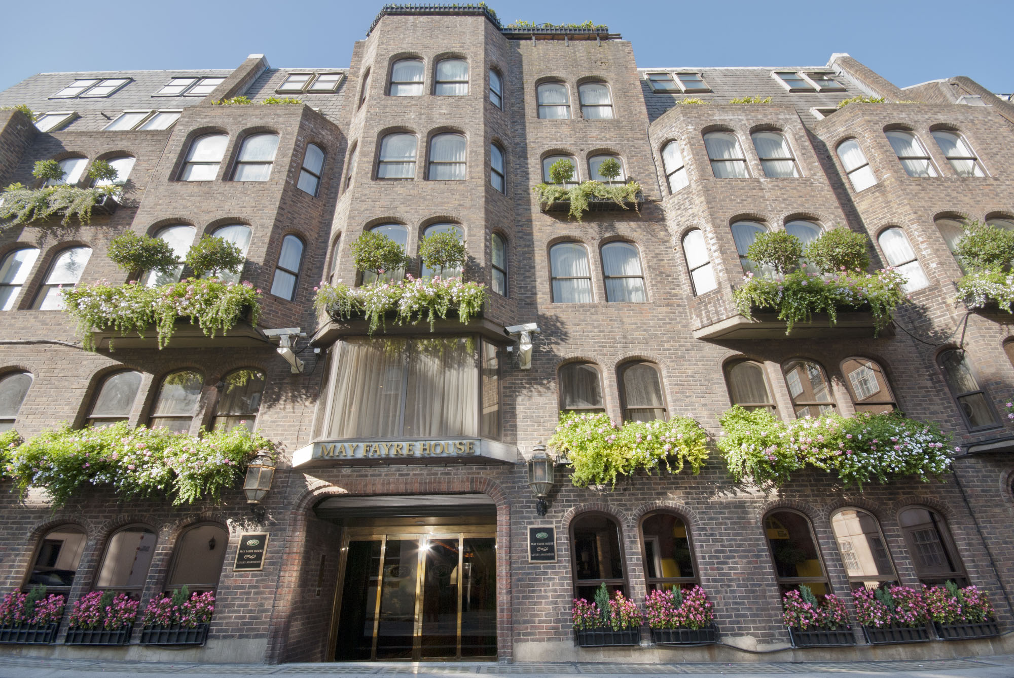 Mayfair House Apartments